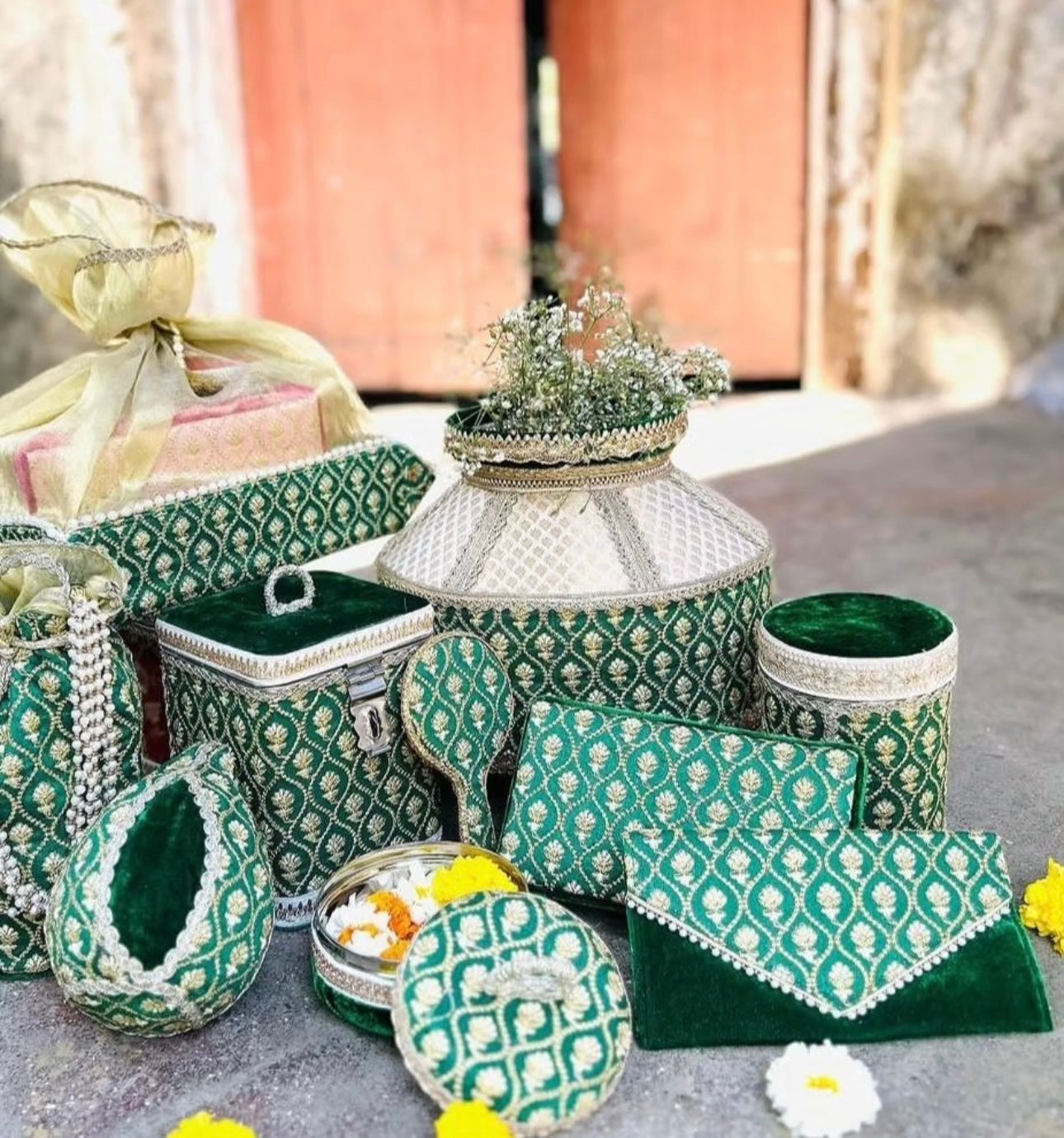 Royal Velvet Trousseau Set