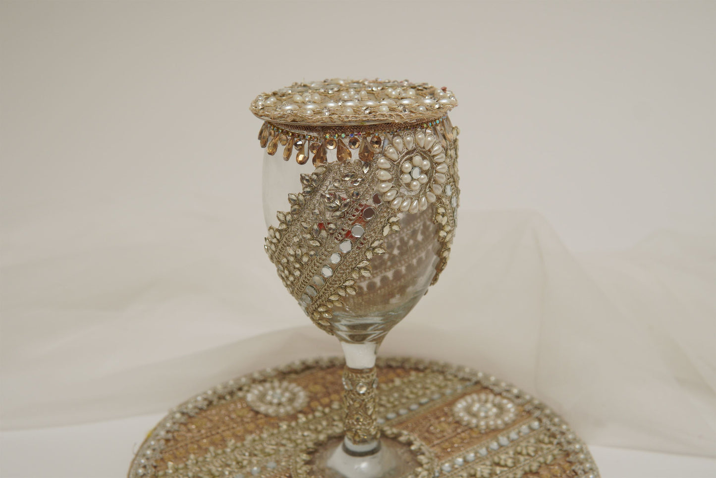 Rang-E-Gul Doodh Pilai glass